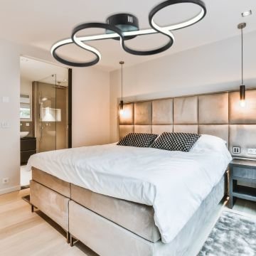 Duvar Tipi Snake Model Beyaz Işık Led Avize