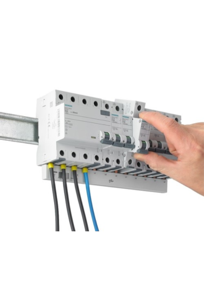 Siemens 25A; 1 FAZLI; 5SL Classic Anahtarlı Otomatik Sigorta