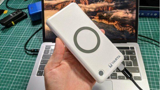 Varta Wireless Powerbank 20.000 mAh & USB Cable