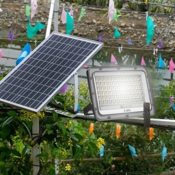 Cata 200W Solar Led Sokak Projektör CT-4649 Beyaz Işık